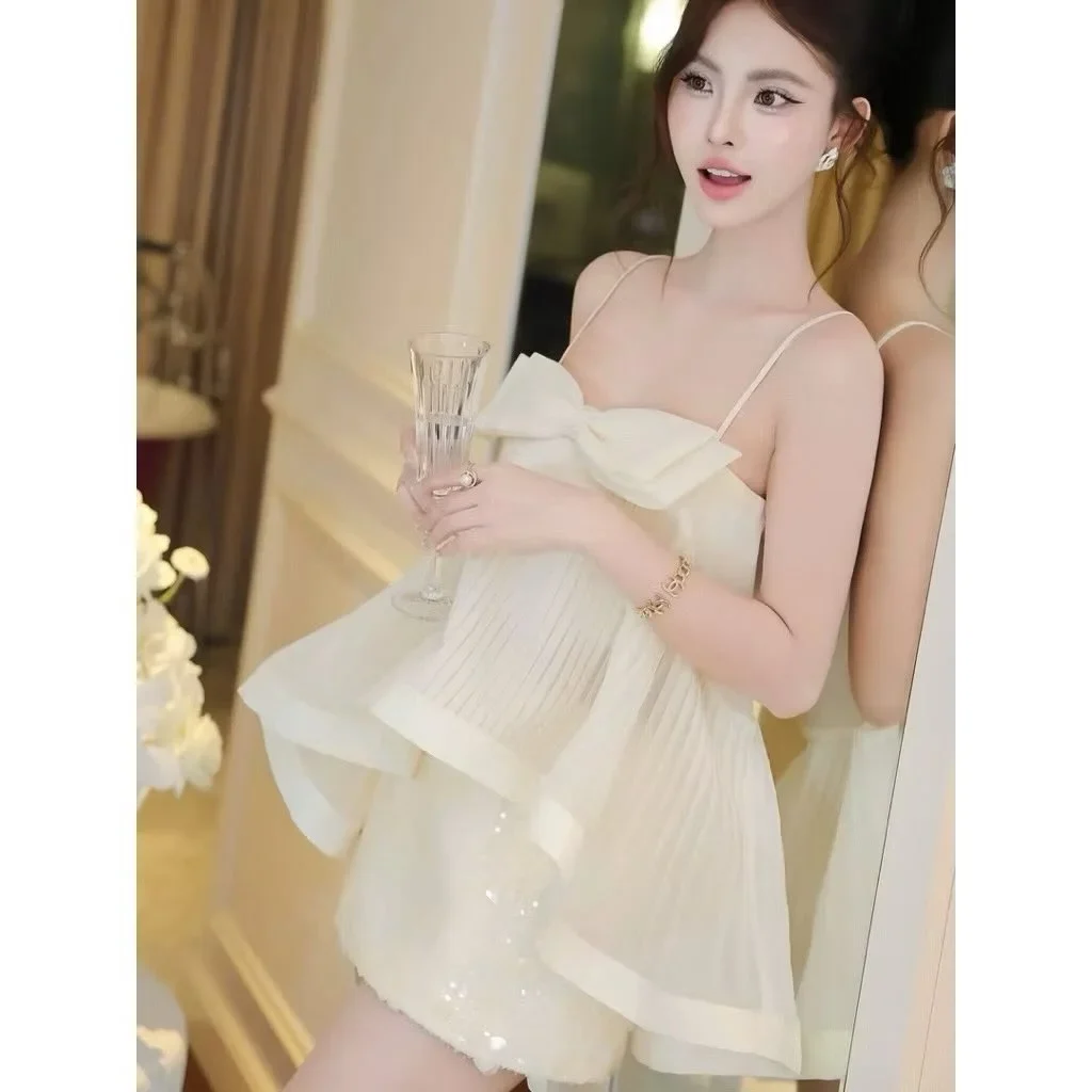 Ảnh 3 của Set áo nơ chân váy sequin kem nữ