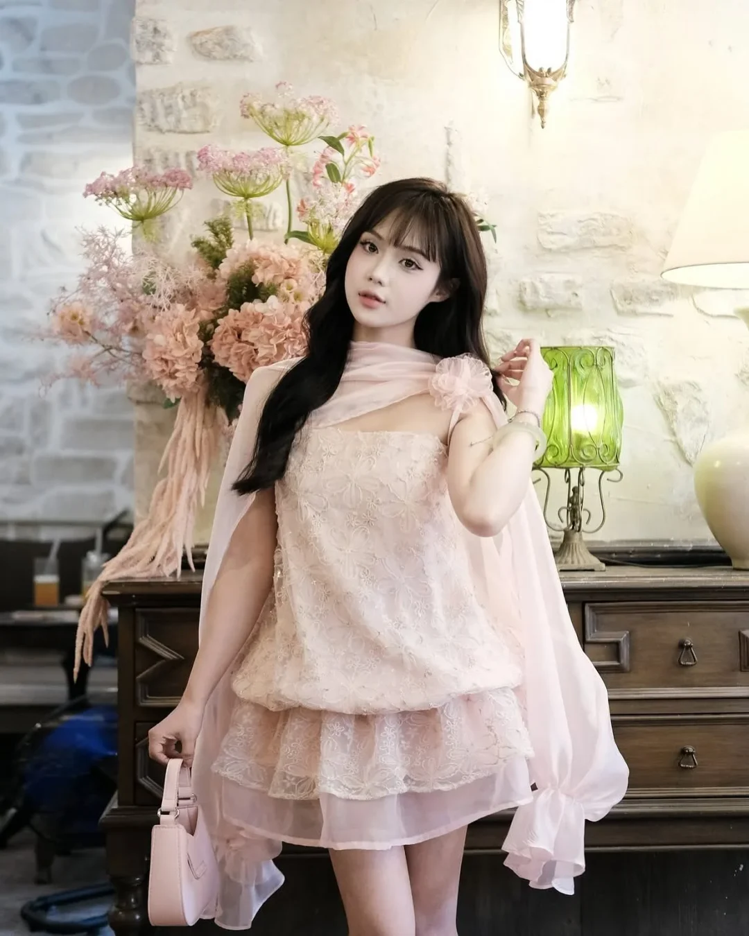 Photo 1 of Set váy ren hồng pastel nữ tính
