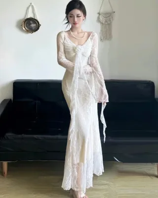 Photo 2 of Váy maxi ren trắng nữ tính cho thuê