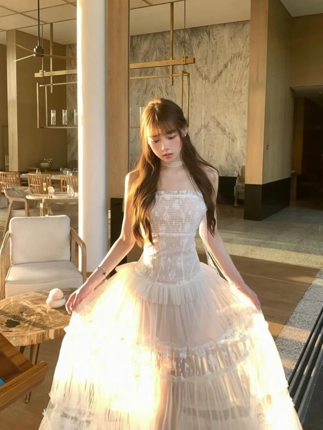 Ảnh 2 của Váy maxi trắng ren nữ Chouchou size S
