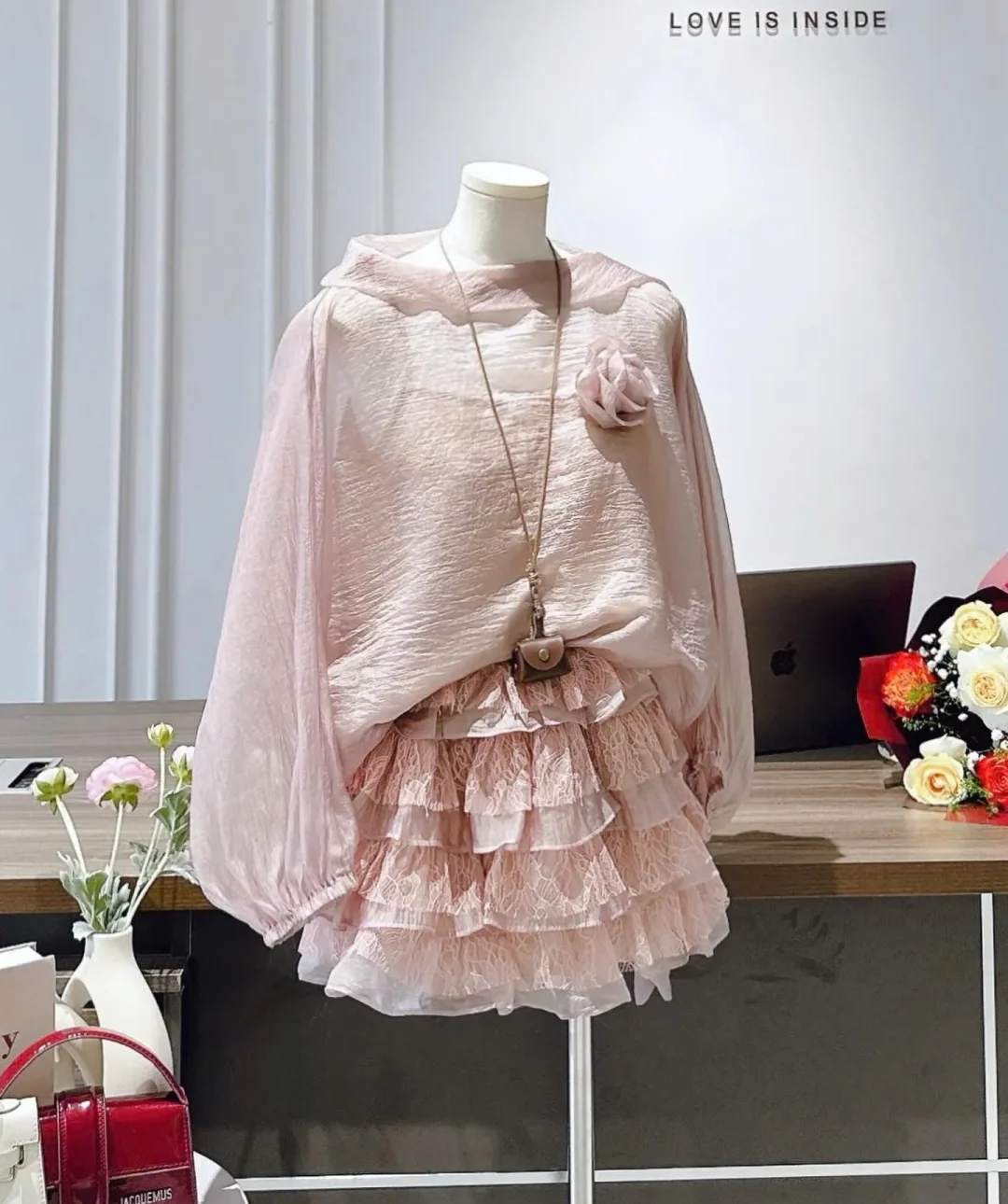 Ảnh 4 của Set áo voan tay phồng nữ màu nude