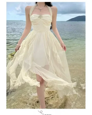 Ảnh 2 của Đầm maxi voan halter màu kem nữ