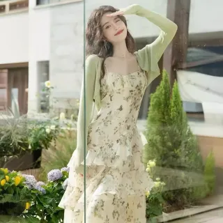 Photo 3 of Set áo xanh mint váy maxi hoa nữ