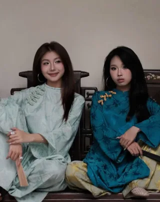Photo 4 of Áo dài truyền thống nữ xanh mint teal