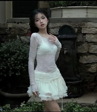 Photo 1 of Set váy ren trắng lấp lánh nữ