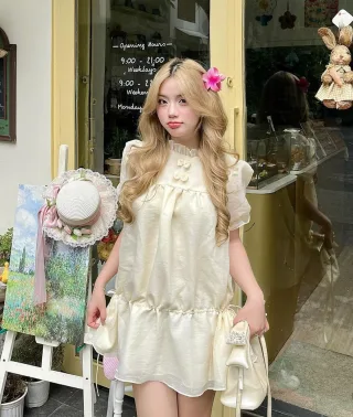 Photo 3 of Váy babydoll kem Clelie free size