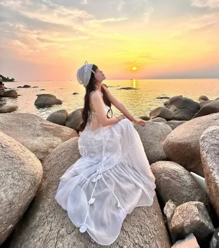 Photo 2 of Váy maxi trắng voan boho nữ