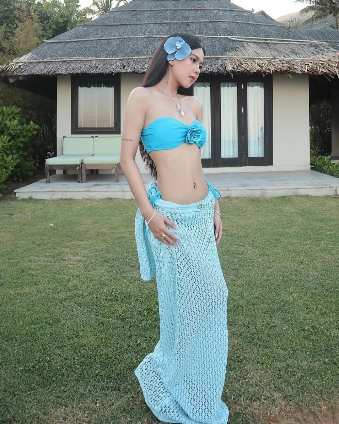 Photo 1 of Bộ bikini đan móc xanh nhạt nữ