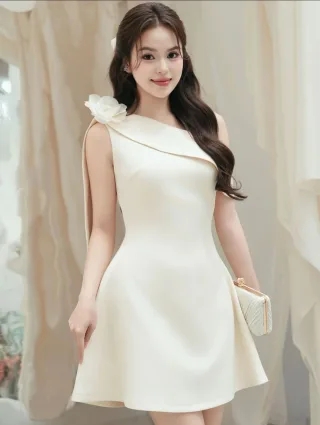 Ảnh 1 của Đầm dự tiệc một vai kem hoa đính
