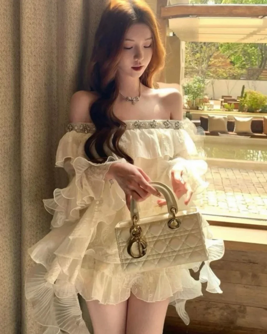 Photo 2 of Set váy trắng bèo nhún Taobao nữ