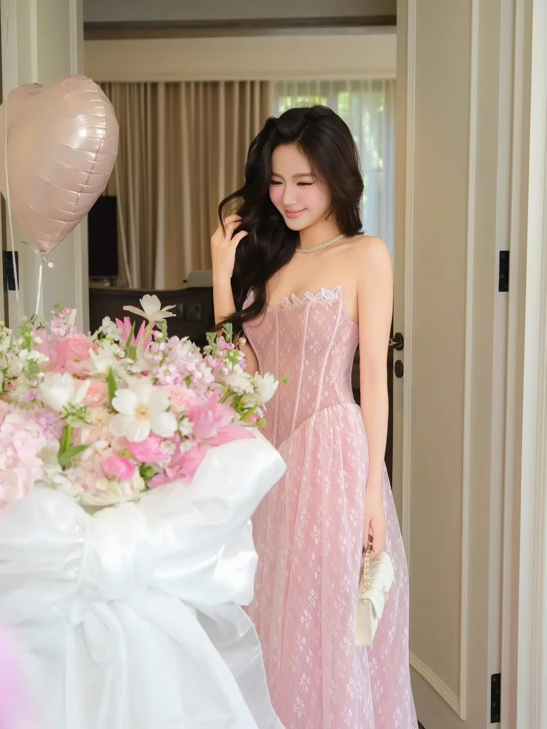 Ảnh 3 của Đầm dạ hội hồng corset Obibi size S