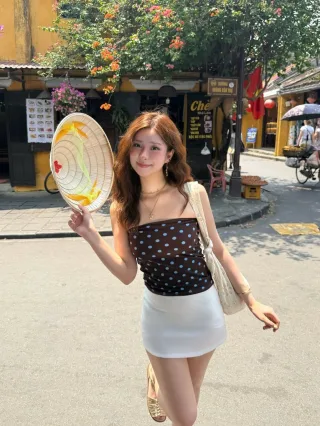 Photo 1 of Set áo quây chấm bi chân váy mini nữ