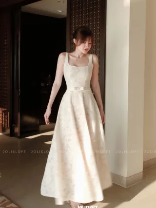 Photo 1 of Đầm trắng dài cổ vuông Jolie nữ