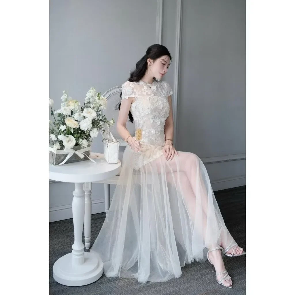 Ảnh 2 của Áo dài ren tulle trắng nữ sang trọng