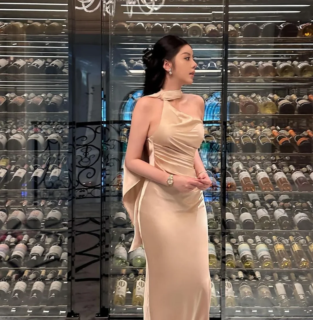 Ảnh 1 của Đầm dạ hội satin be nhạt size M