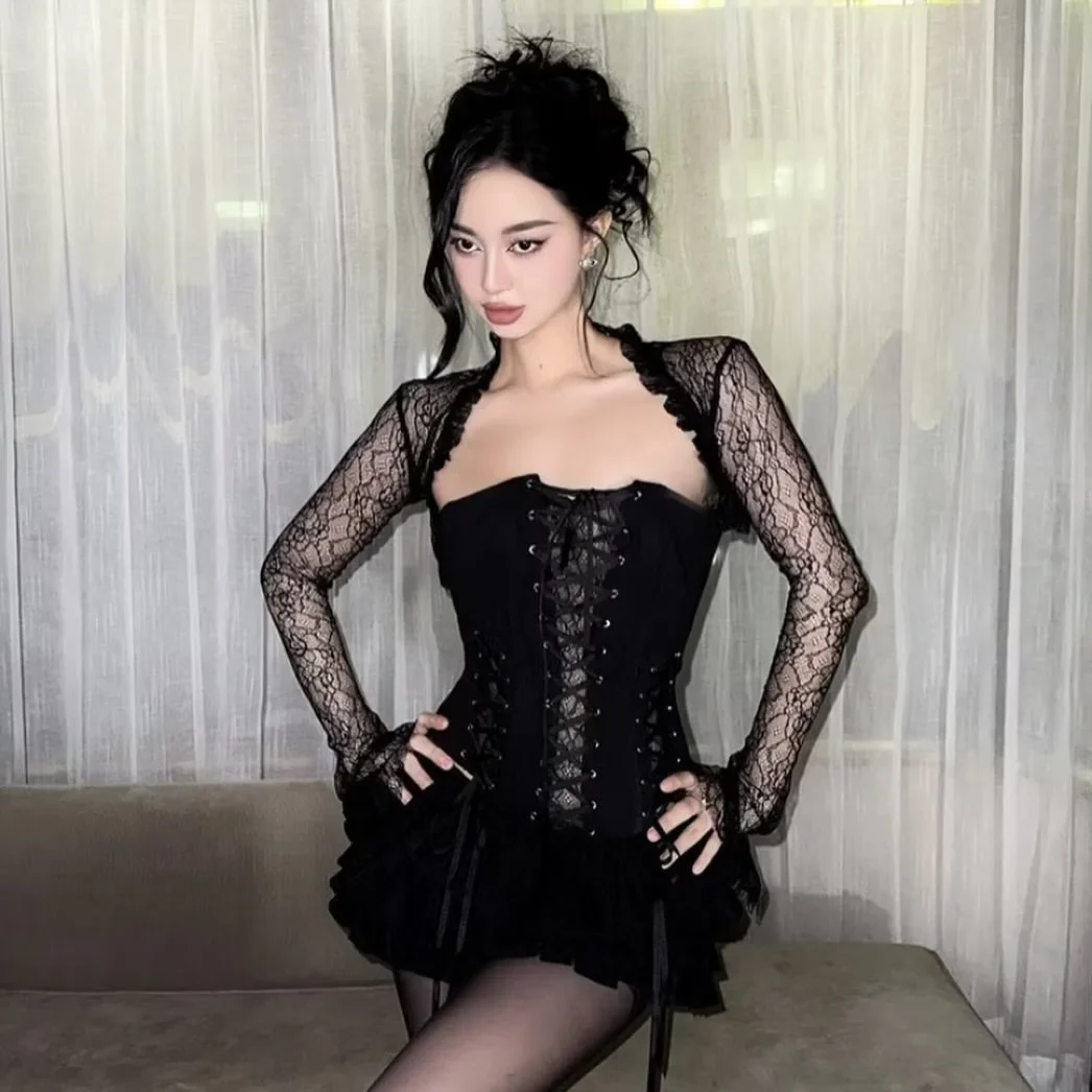 Photo 5 of Set corset váy ngắn đen nữ size S M