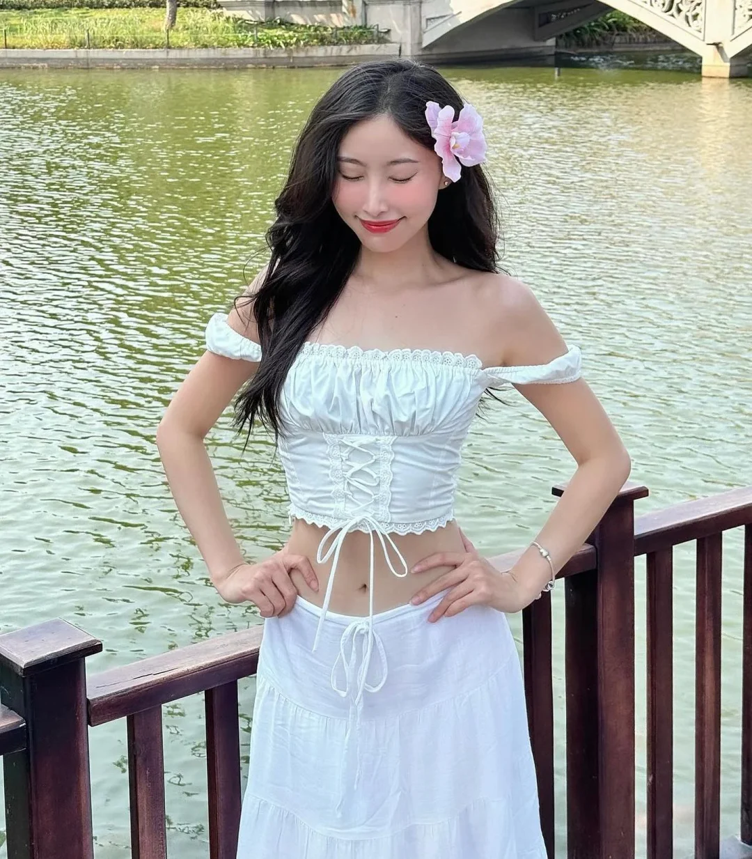 Ảnh 4 của Set croptop váy maxi trắng nữ boho
