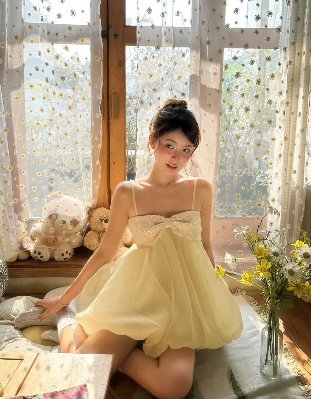 Photo 1 of Đầm babydoll voan vàng nhạt nữ tính