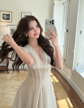 Photo 4 of Váy maxi ren vintage màu kem nữ