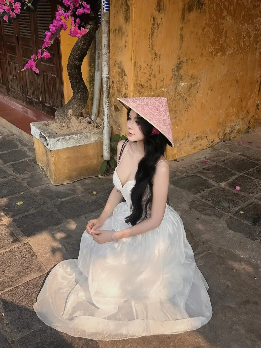 Ảnh 2 của Đầm maxi trắng hai dây voan size M