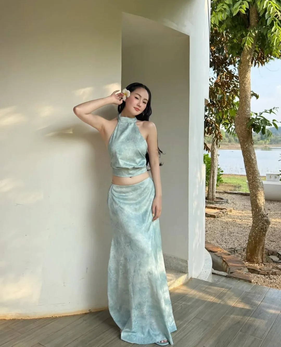 Ảnh 2 của Set áo yếm váy dài lụa xanh mint nữ
