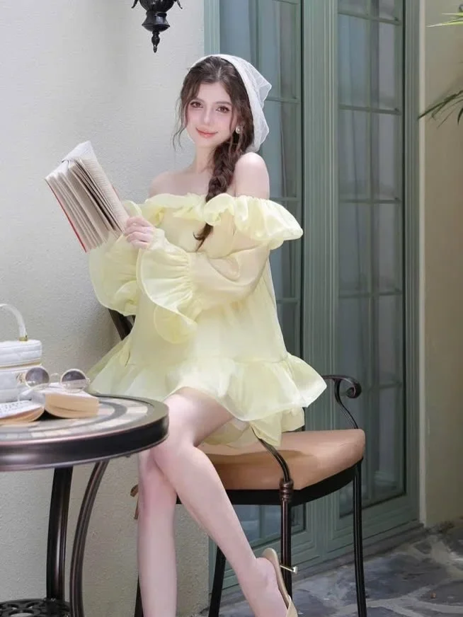 Photo 1 of Váy babydoll voan vàng trễ vai nữ
