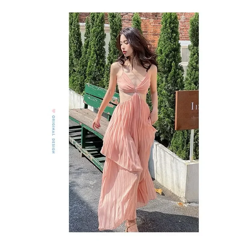 Photo 3 of Váy maxi xếp ly hồng đào cho thuê