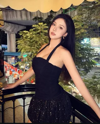 Ảnh 3 của Đầm cúp ngực kim sa đen bong bóng size S
