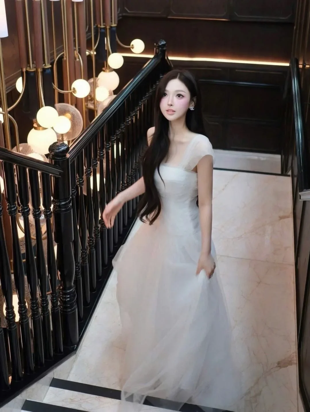 Ảnh 1 của Váy tulle trắng dạ hội size M