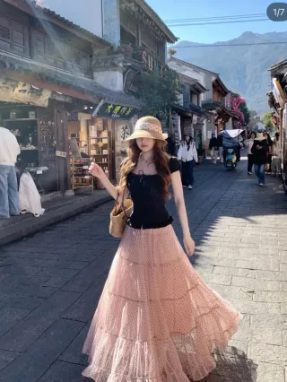 Photo 1 of Chân váy chấm bi hồng nhiều tầng voan