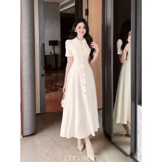 Photo 1 of Váy maxi kem cổ bẻ nữ tính