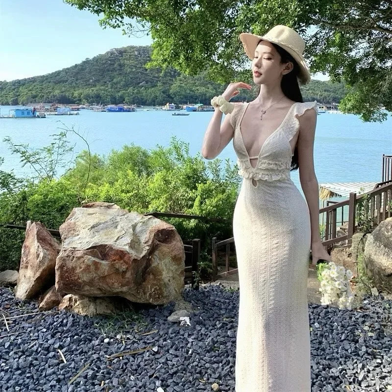 Ảnh 1 của Váy maxi ren kem nữ cho thuê