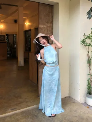 Photo 1 of Set croptop váy maxi loang xanh nữ