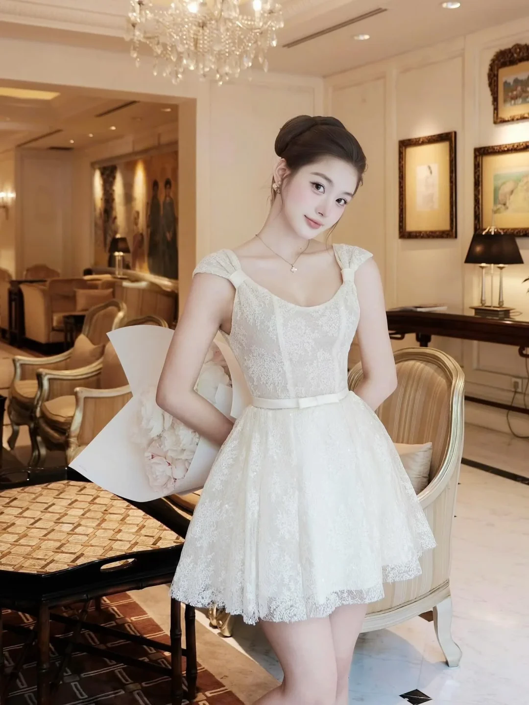 Ảnh 1 của Đầm ren trắng ngắn nữ size S
