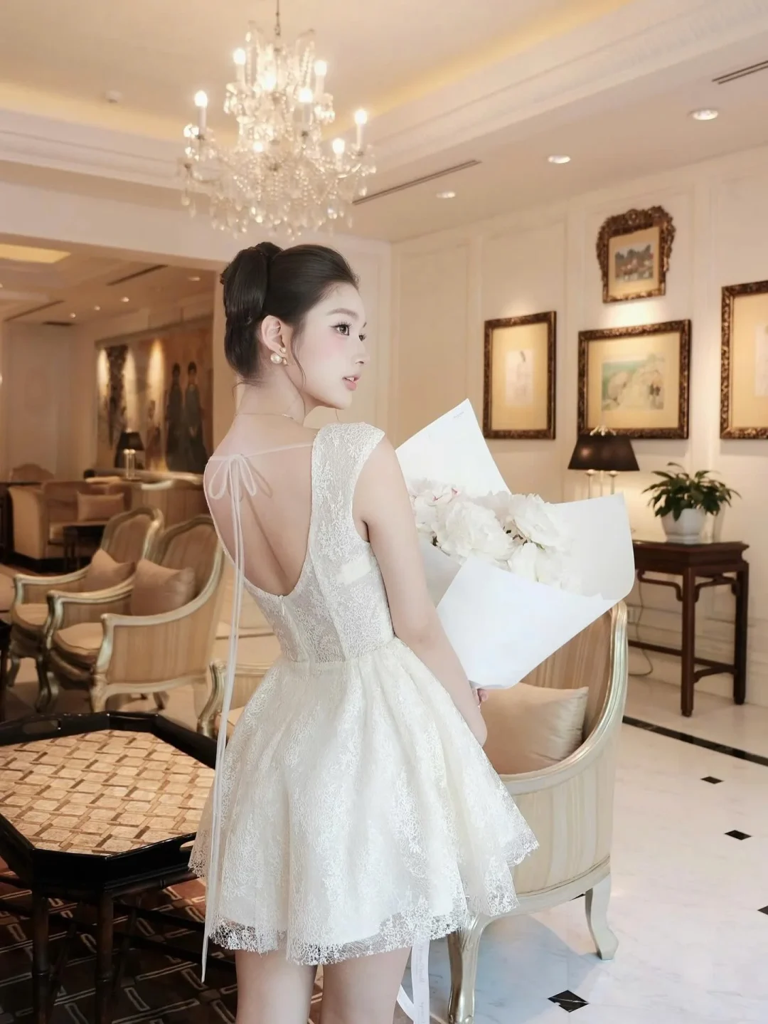 Ảnh 6 của Đầm ren trắng ngắn nữ size S
