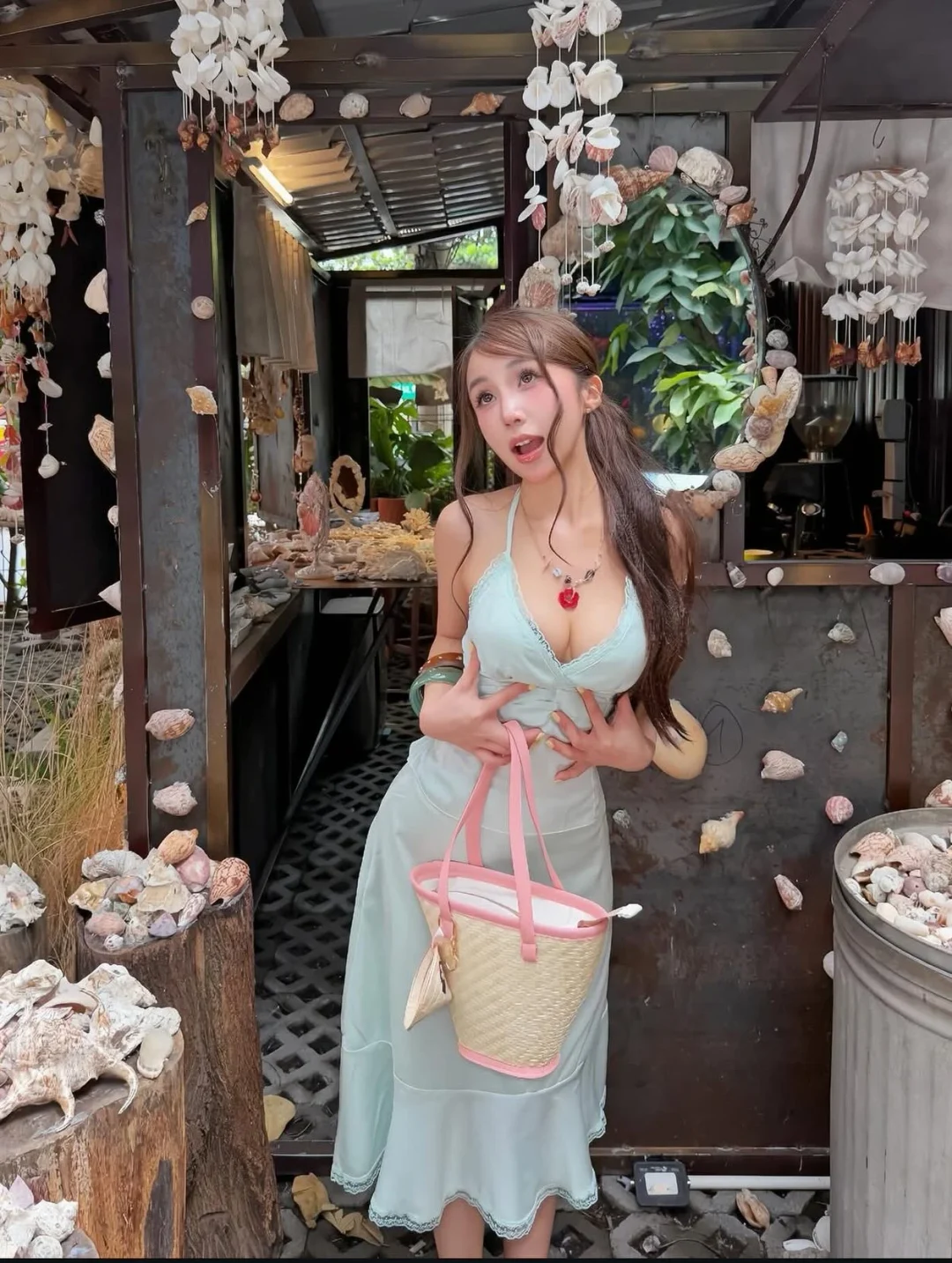 Photo 1 of Váy maxi lụa xanh mint nữ tính