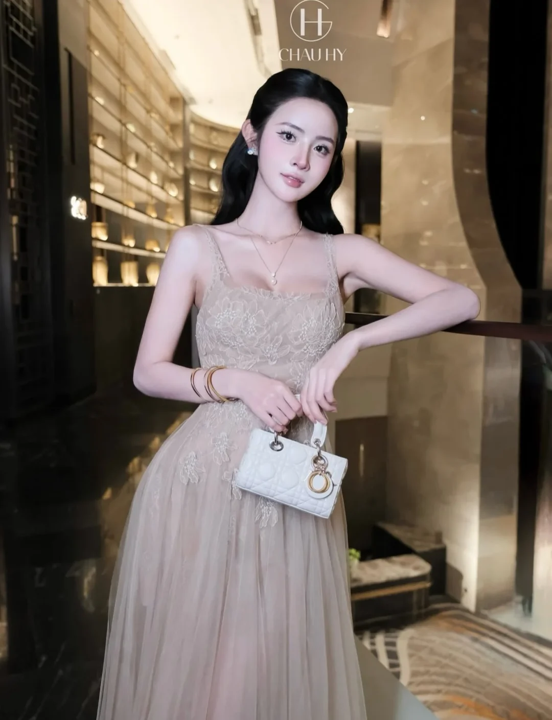 Photo 3 of Váy dạ hội ren tulle be size M
