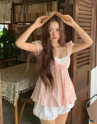 Photo 4 of Áo babydoll hồng pastel nhún bèo size S