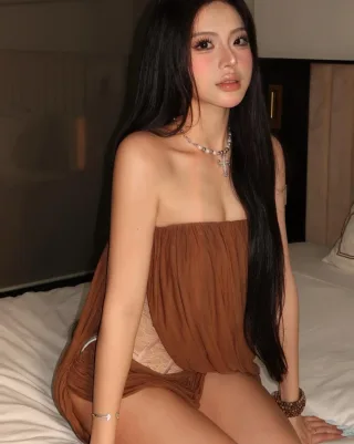 Photo 3 of Đầm mini ren nâu bodycon nữ size S