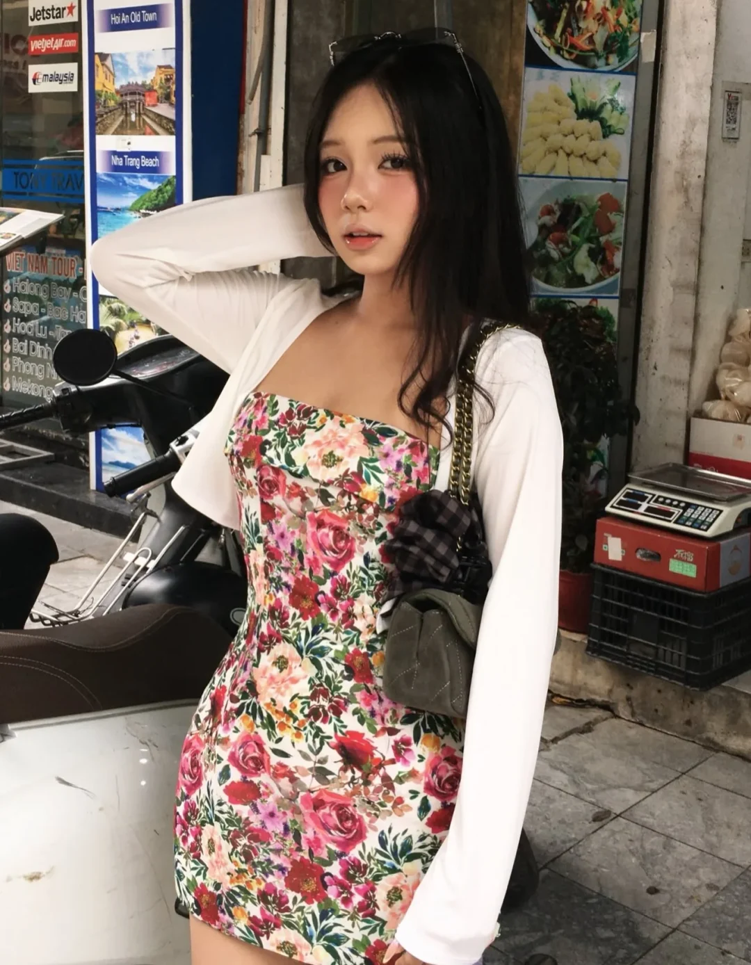 Ảnh 8 của Đầm hoa mini bodycon cúp ngực size M