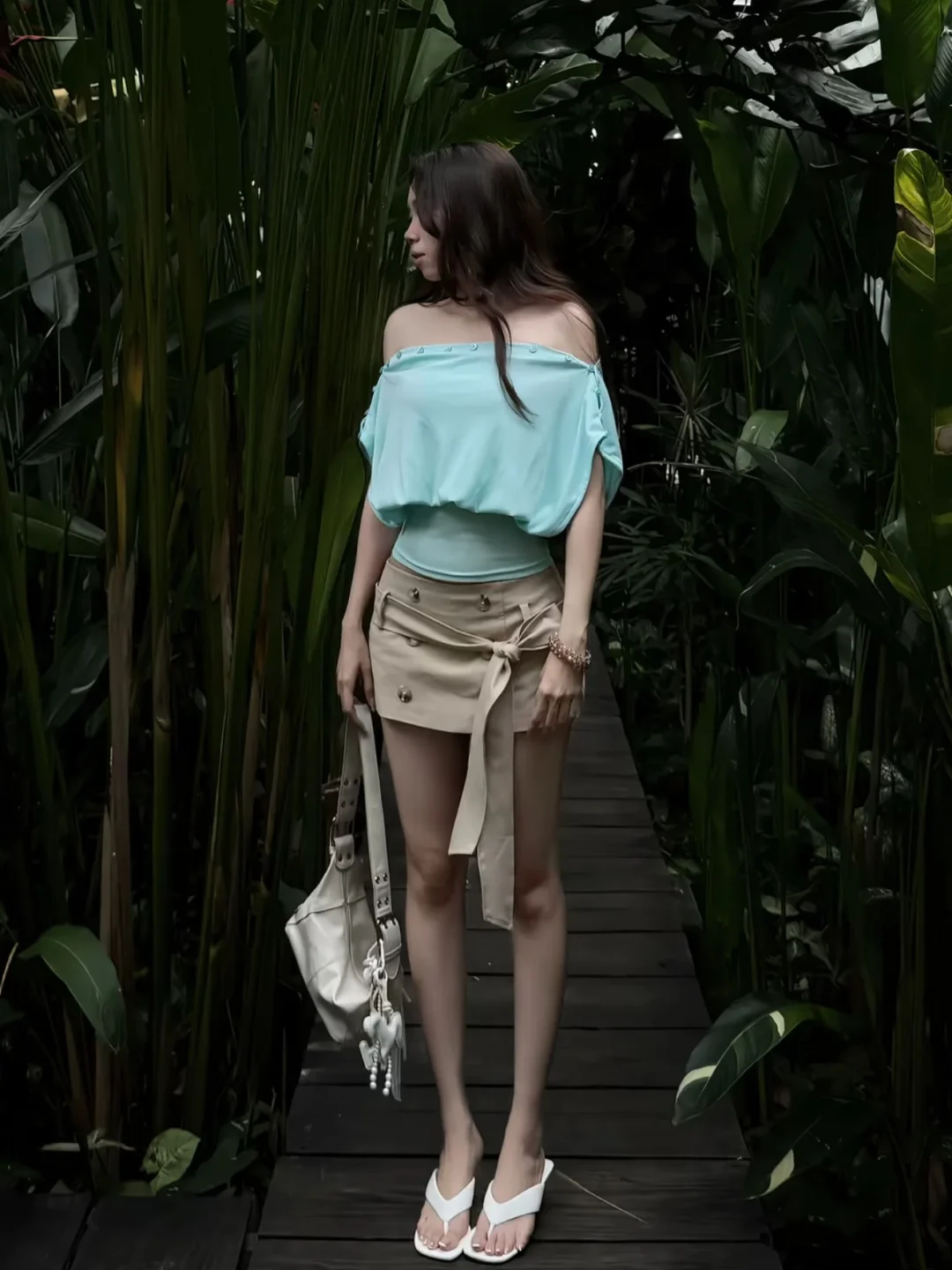 Ảnh 6 của Set áo trễ vai quần short nơ nữ