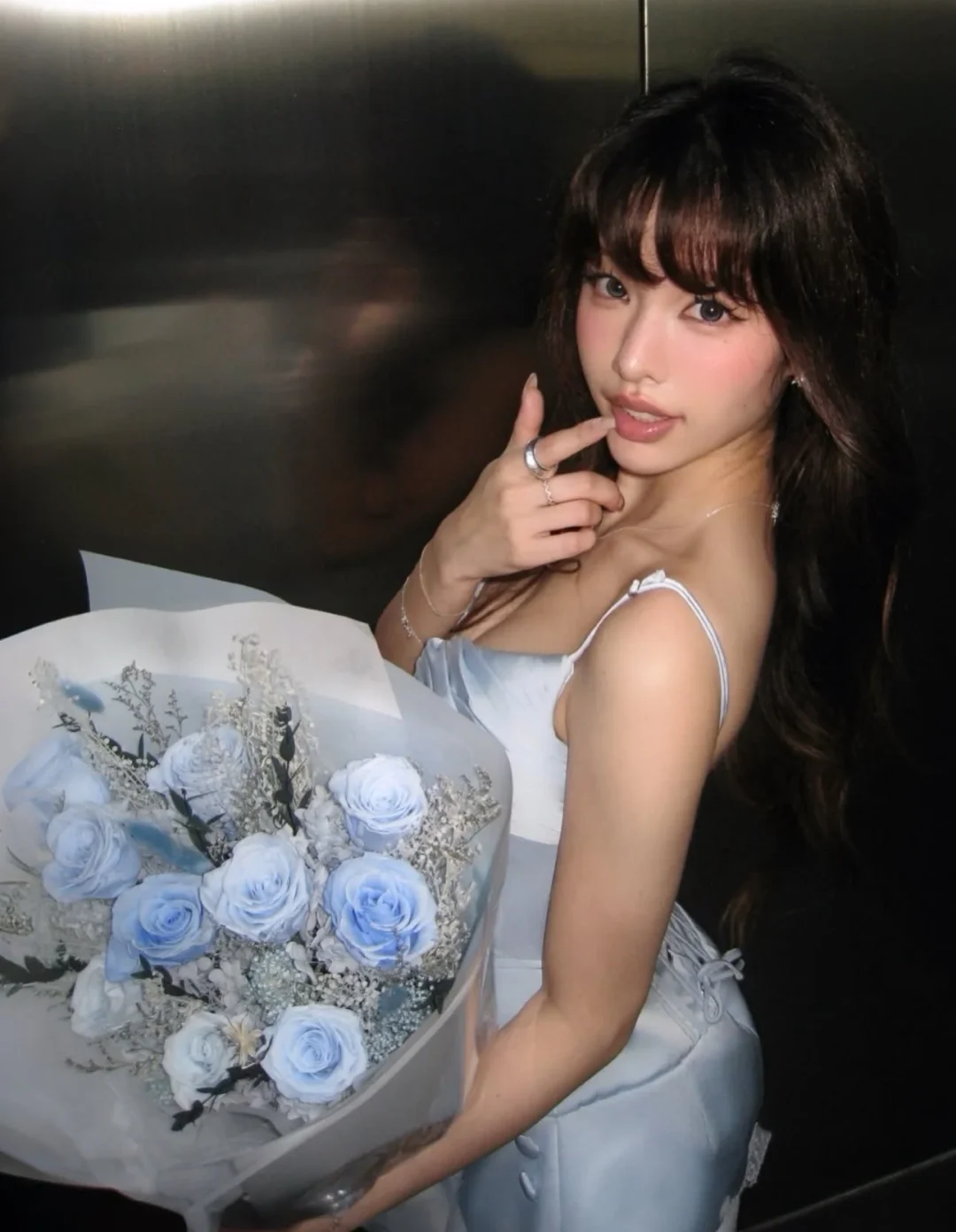 Photo 2 of Váy corset mini xanh nhạt lụa ren