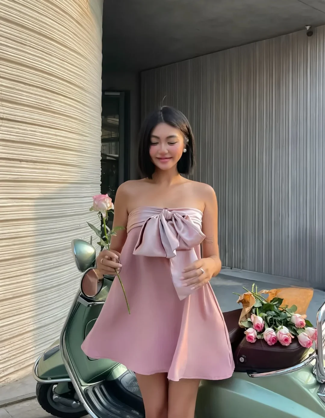 Ảnh 6 của Đầm ngắn hồng pastel nơ to lụa nữ