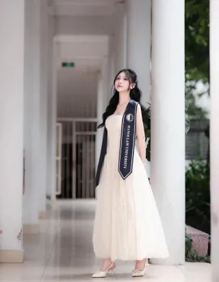 Ảnh 1 của Đầm maxi voan kem thanh lịch size M