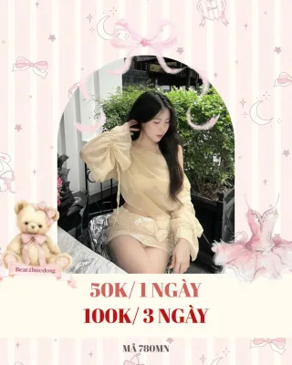 Photo 1 of Set áo voan tay phồng váy sequin kem nữ