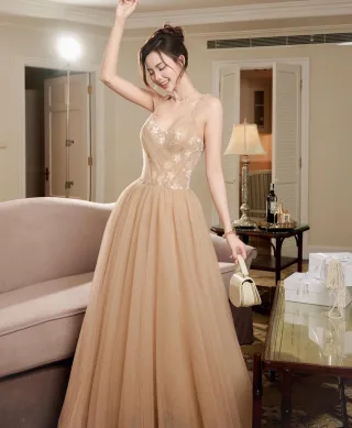 Ảnh 4 của Váy dạ hội voan be xòe sang trọng size M