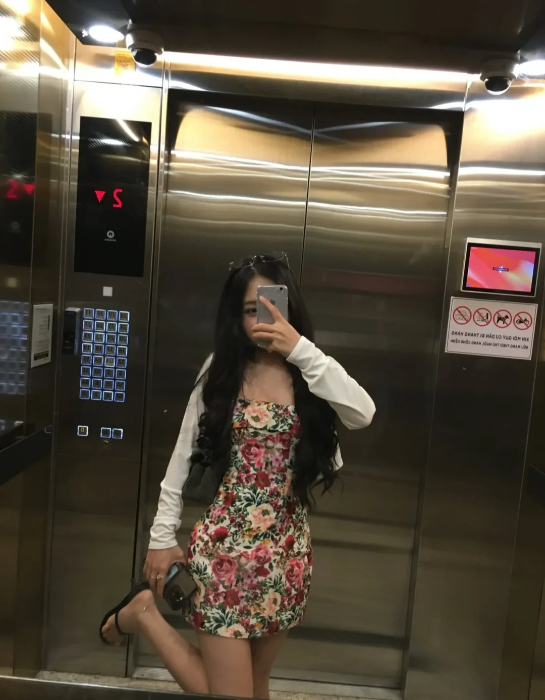 Ảnh 7 của Đầm hoa mini bodycon cúp ngực size M