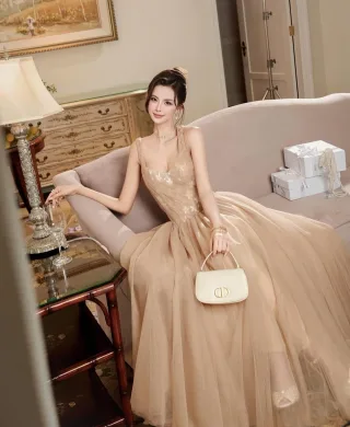 Ảnh 1 của Váy dạ hội voan be xòe sang trọng size M
