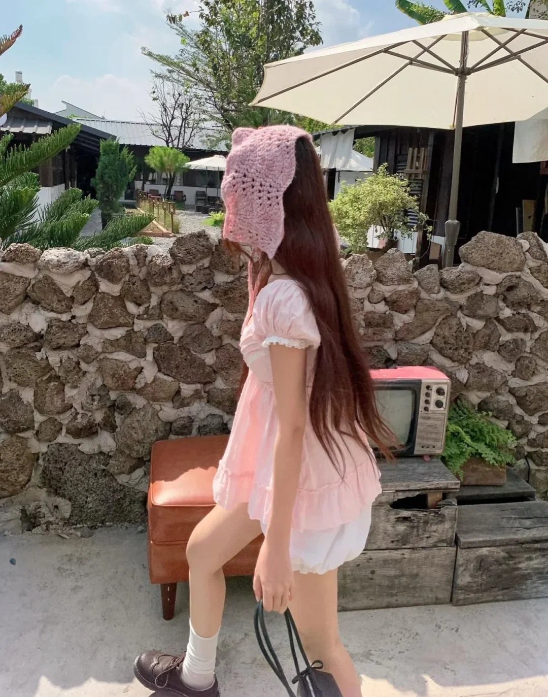Photo 7 of Áo babydoll hồng pastel nhún bèo size S