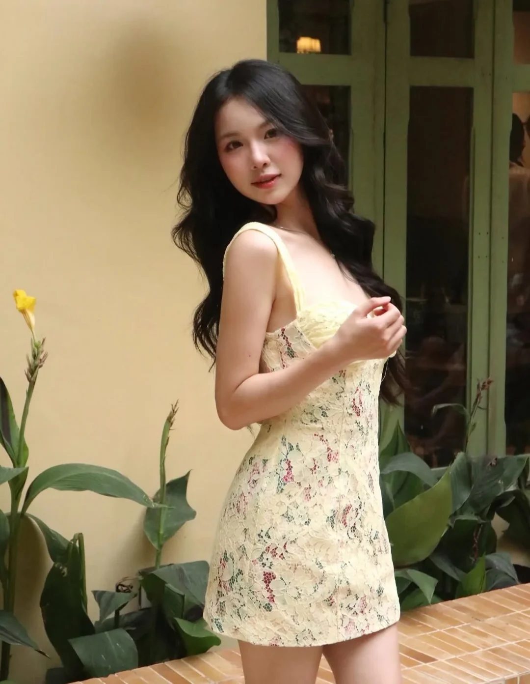 Ảnh 5 của Đầm ngắn hoa vàng nhạt size S